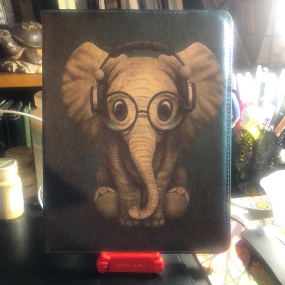 IPad 2/3/4 Case Elephant Design - Picture 2 of 5